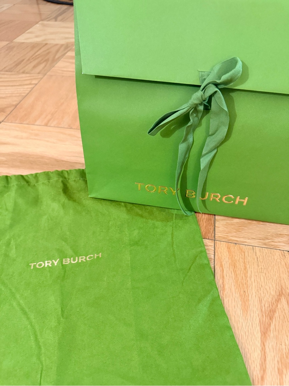 Tory Burch Lime Green Gift Bag with Matching Dust Bag